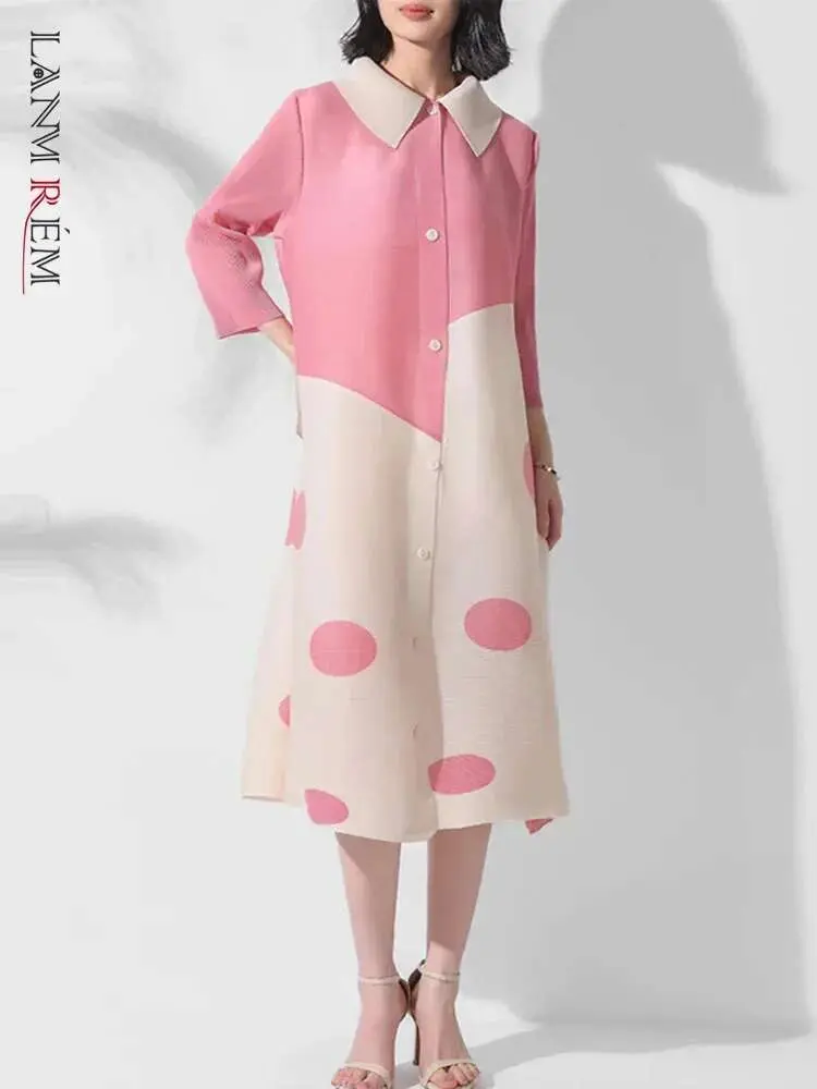 LANMREM Pleated Dot Dress For Women Lapel Single Breasted Contrast Color Mid Length Dresses 2025 Spring Autumn New 2Z2499