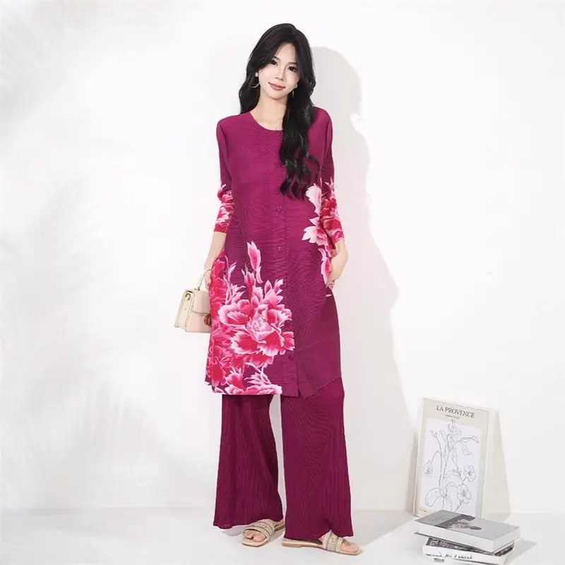 LANMREM Chic Fashion Pleated Women's Two Pieces Set 2025 Autumn New Printed Round Neck Mid-Length Top And Wide-Leg Pants 2DB4097