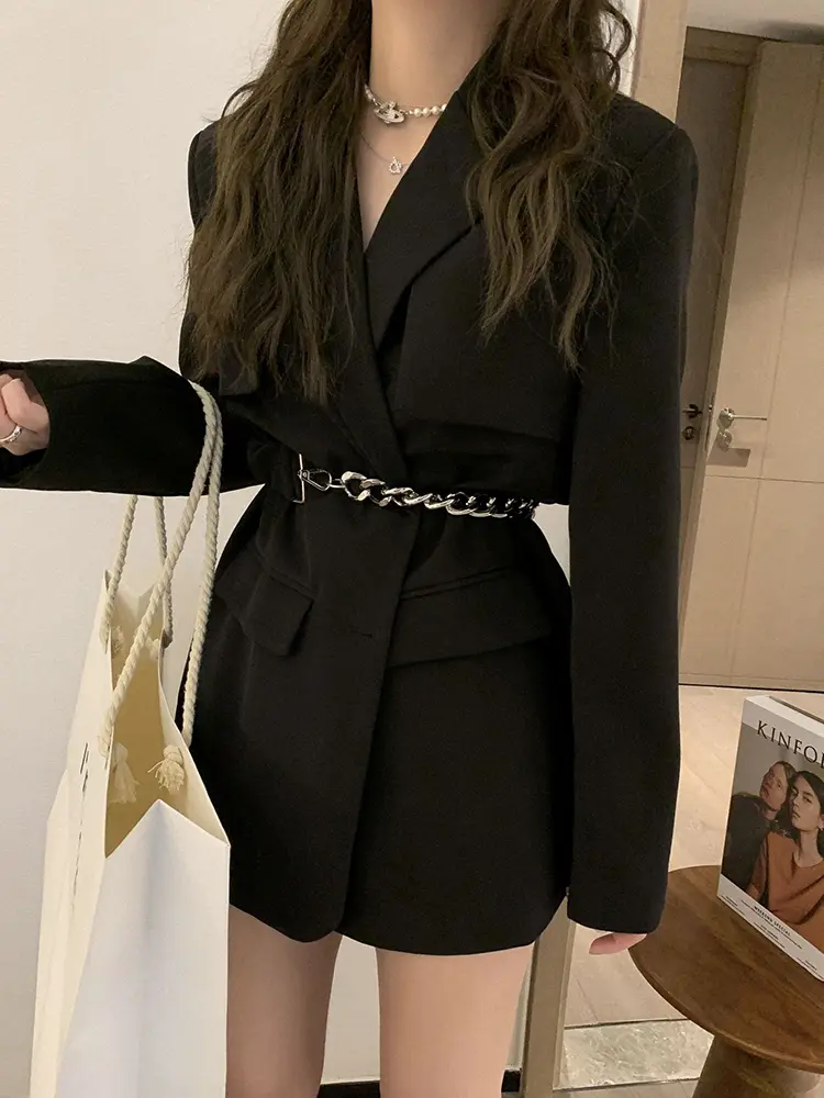LANMREM Korean Fashion Blazer Coat For Women Single Breasted Long Sleeves Metal Belt Coats Female Clothing 2025 New 2YA1106