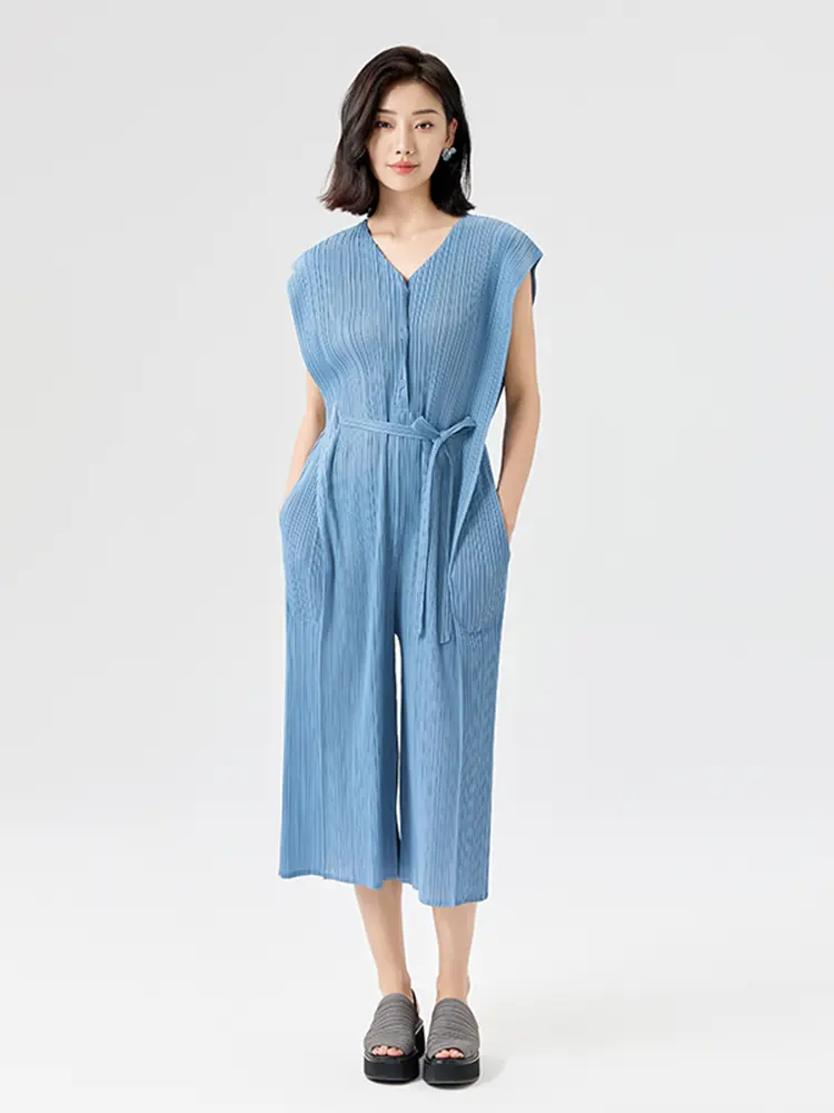 LANMREM 2025 Summer New V-neck Design Sleeveless Jumpsuit Women High Waist Tie Wide Legs Loose Casual Calf-length Pants 2DB2818