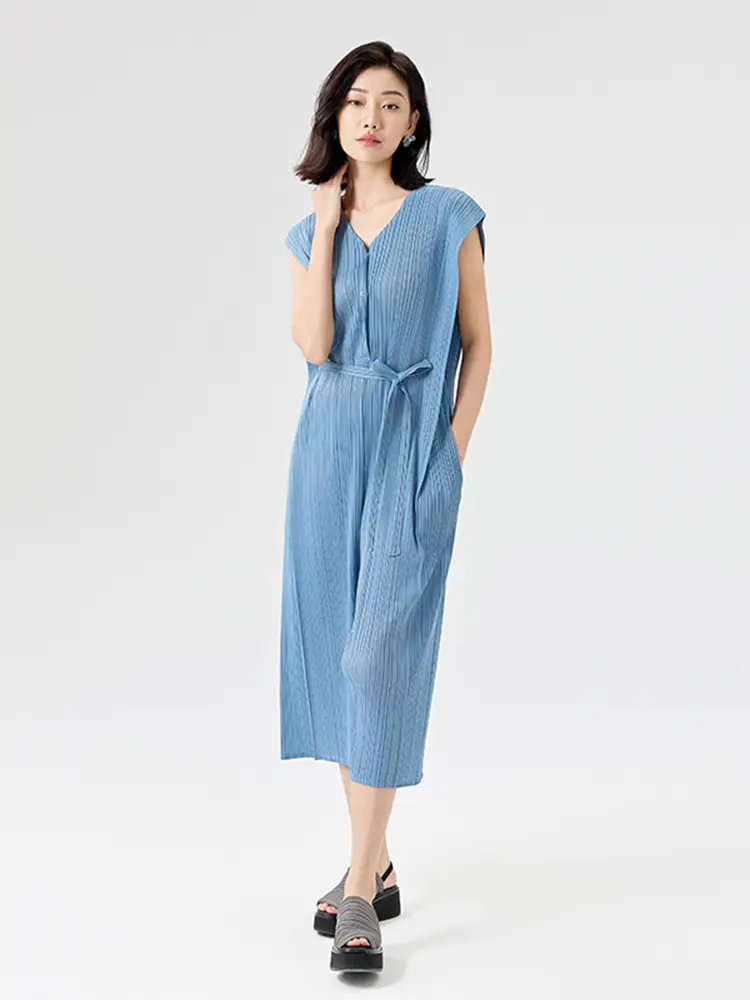 LANMREM 2025 Summer New V-neck Design Sleeveless Jumpsuit Women High Waist Tie Wide Legs Loose Casual Calf-length Pants 2DB2818