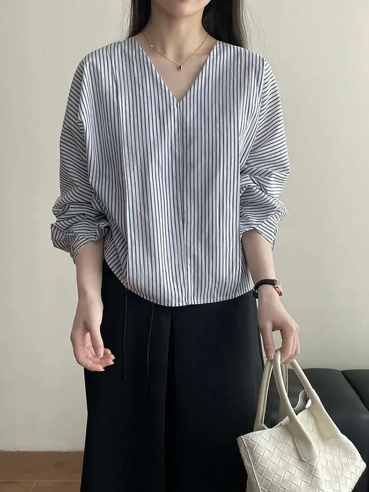 LANMREM French V-neck Shirt Women's Temperament Vertical Stripe Loose Casual Pullover Top Fold Cuff Deisng Blouse 2025 New 2696