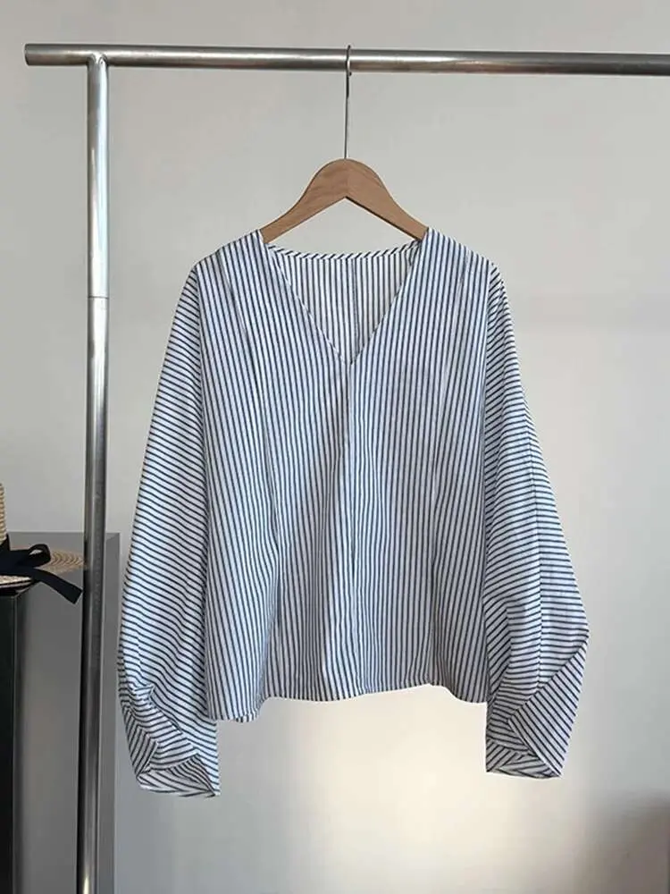 LANMREM French V-neck Shirt Women's Temperament Vertical Stripe Loose Casual Pullover Top Fold Cuff Deisng Blouse 2025 New 2696