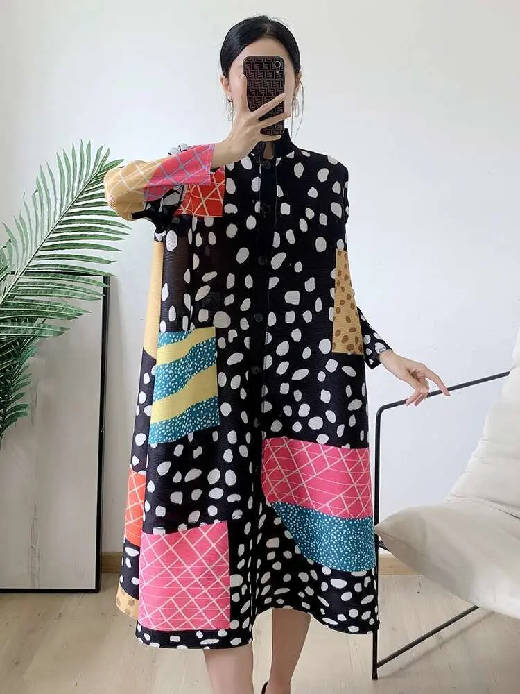 LANMREM Pleated Contrast Color Leopard Printed Dress Stand Neck Single Breasted Mid-length Dresses Women Party Clothing 2Q1027