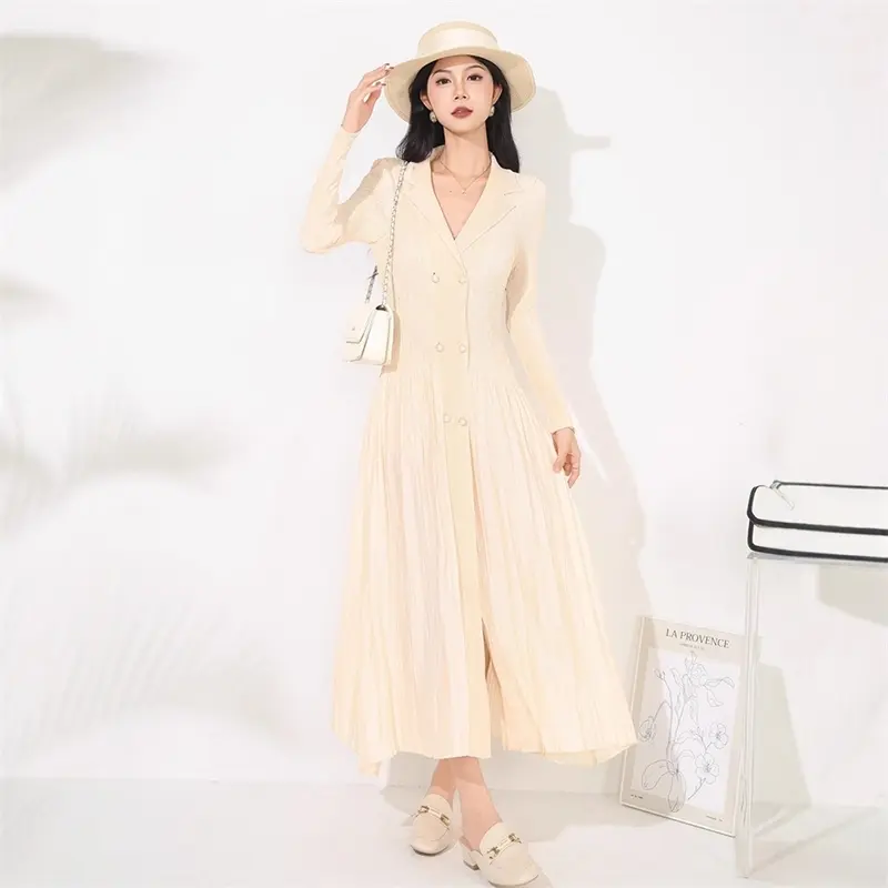 LANMREM Double Breasted Notched Collar Design Pleated Women's Cardigan Dress 2025 New High-End Waist-Slimming Clothing 2DB4226