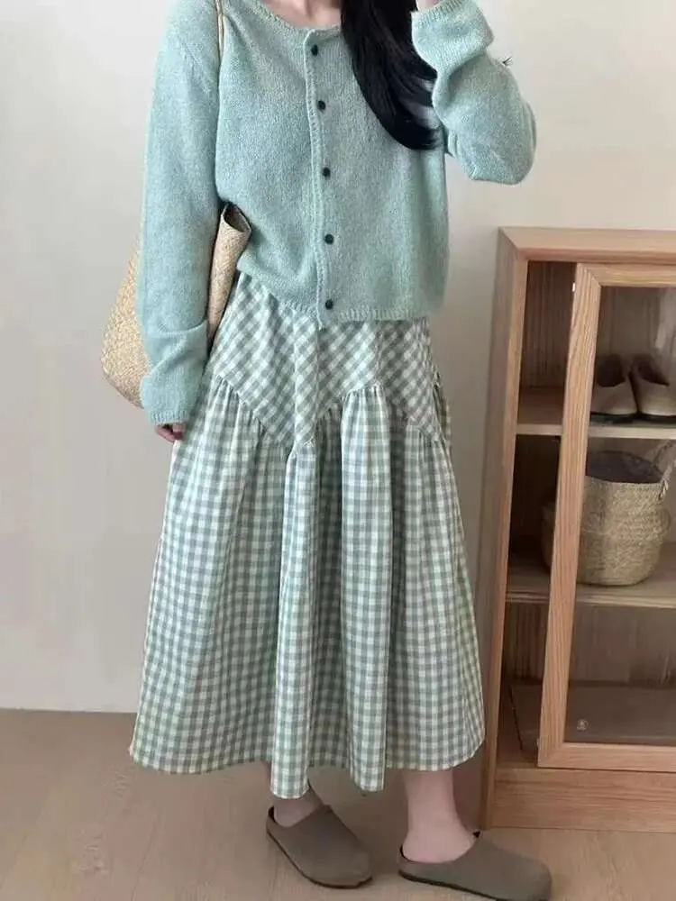 LANMREM Summer Vintage Plaid Printting A-line Skirts For Women 2025 New Korean Chic Loose Ealstic Waist Black Red Skirt 2DB2609