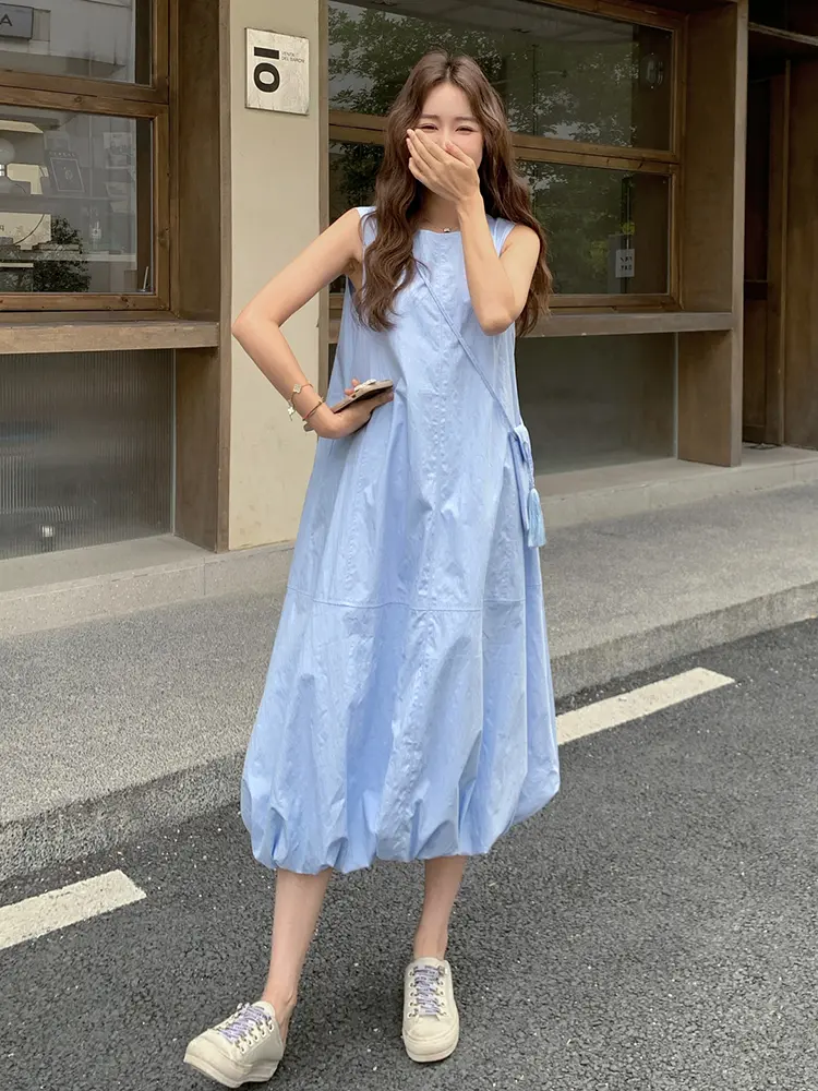 LANMREM Fashion Blue Sleeveless Puff Dress For Women 2025 Summer New Casual Long Dresses With Bag 2DM1039