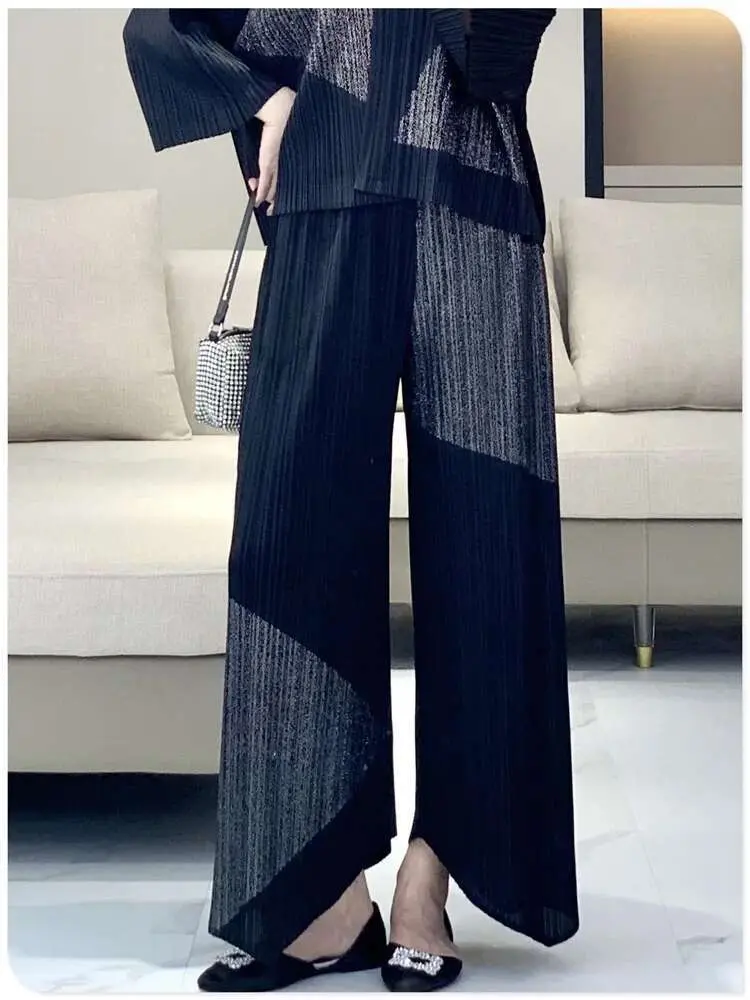 LANMREM Color Contrast Pleated Sets Women 2025 New V-neck Single Breasted Long Sleeve Blouse Wide Leg Pants Two-piece Set 2DE661