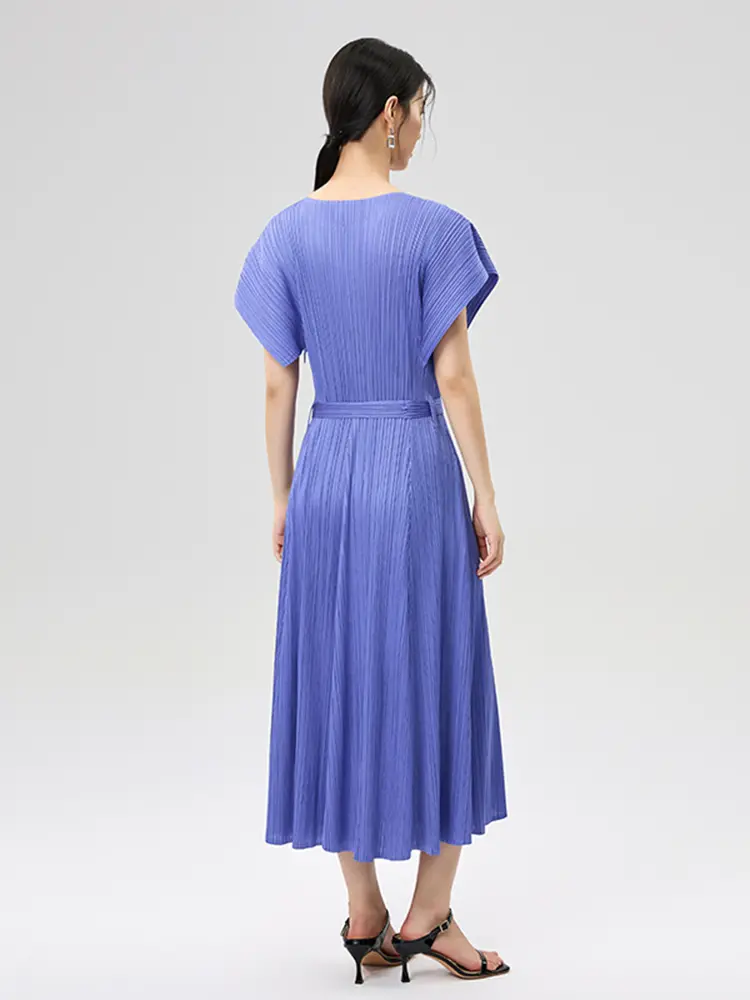 LANMREM Pleated 2025 Summer New Short Sleeve Round Neck French Lace Fold Dress For Women Elegant Elastic Long Dresses 2DB3419