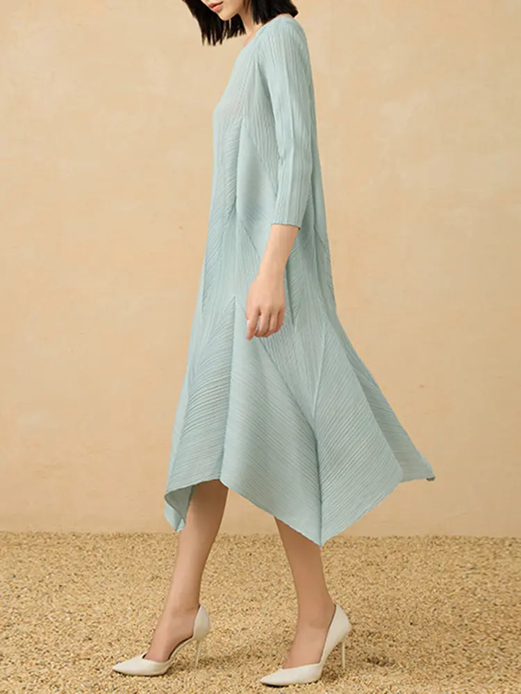 LANMREM Pleated Dress 2025 Summer New Loose Elegant Puff Sleeve Three-quarter Sleeve Irregular Long Dresses Fashion 2DM1053
