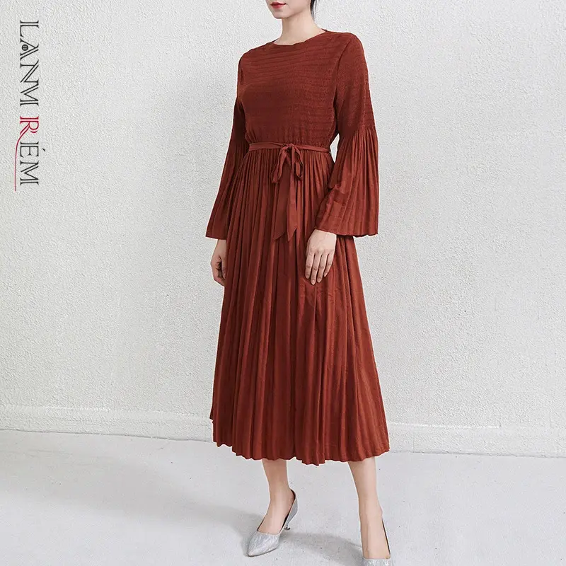 LANMREM Niche Chic Women's Pleated Flare Long Sleeve Dress 2025 Autumn Bandage Deisgn O-neck Mid-Length Inner Dresses 2DB3858