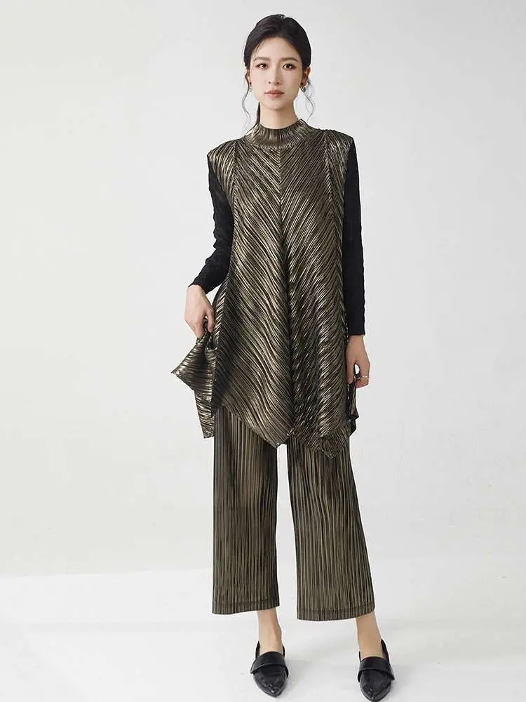 LANMREM High Quality Women's Pleated Two Pieces Sets 2025 New Loose Stand Collar Long Tops And Wide Leg Straight Pants 2DB2679