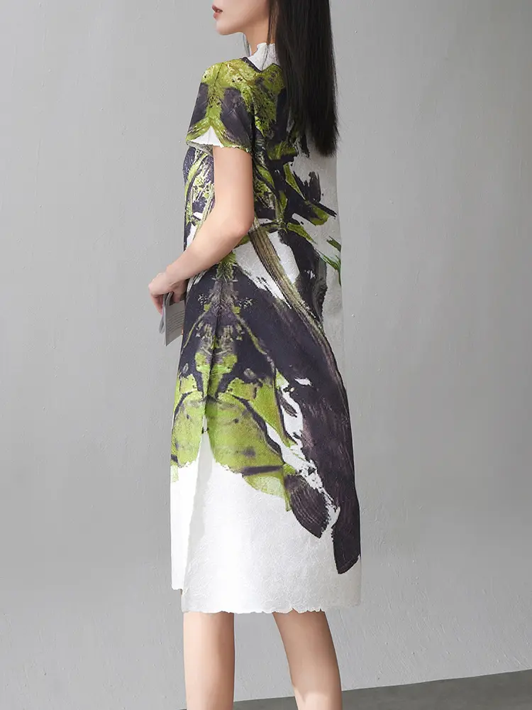 LANMREM Pleated Elegant A-line Dress for Women, New Summer Slimming High-end Loose Fashion Printed Mid-length Short-sleeve Dress