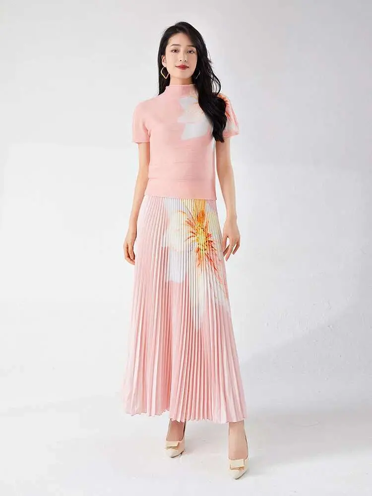 LANMREM Fashion Pleated Two-piece Set Women Turtleneck Short Sleeves With Elastic Waist Skirt 2024 Summer New Clothing 2Z1901