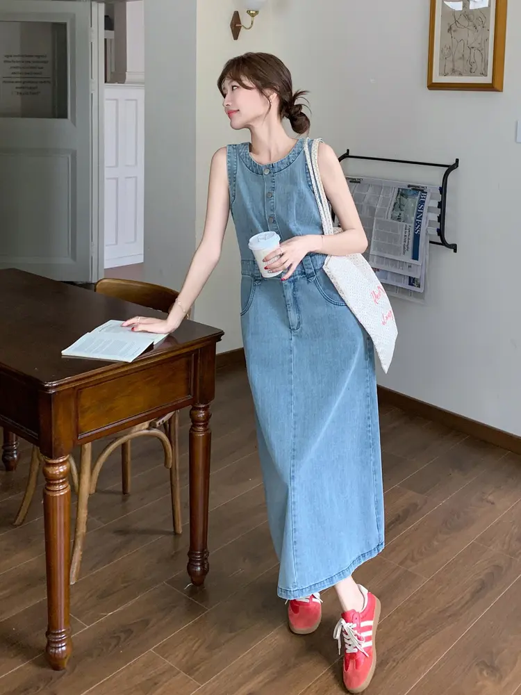 LANMREM Sleeveless Denim Dress For Women 2025 Summer New Long Length Blue Color Female Casual Streetwear Clothing 2DM1040
