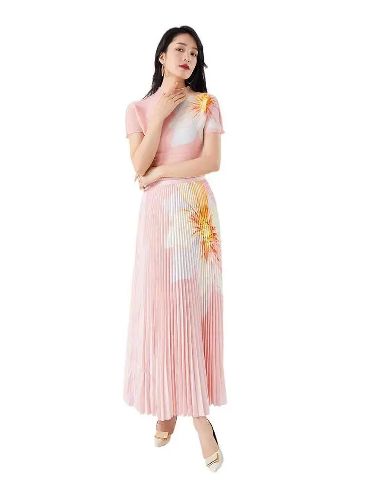 LANMREM Fashion Pleated Two-piece Set Women Turtleneck Short Sleeves With Elastic Waist Skirt 2024 Summer New Clothing 2Z1901
