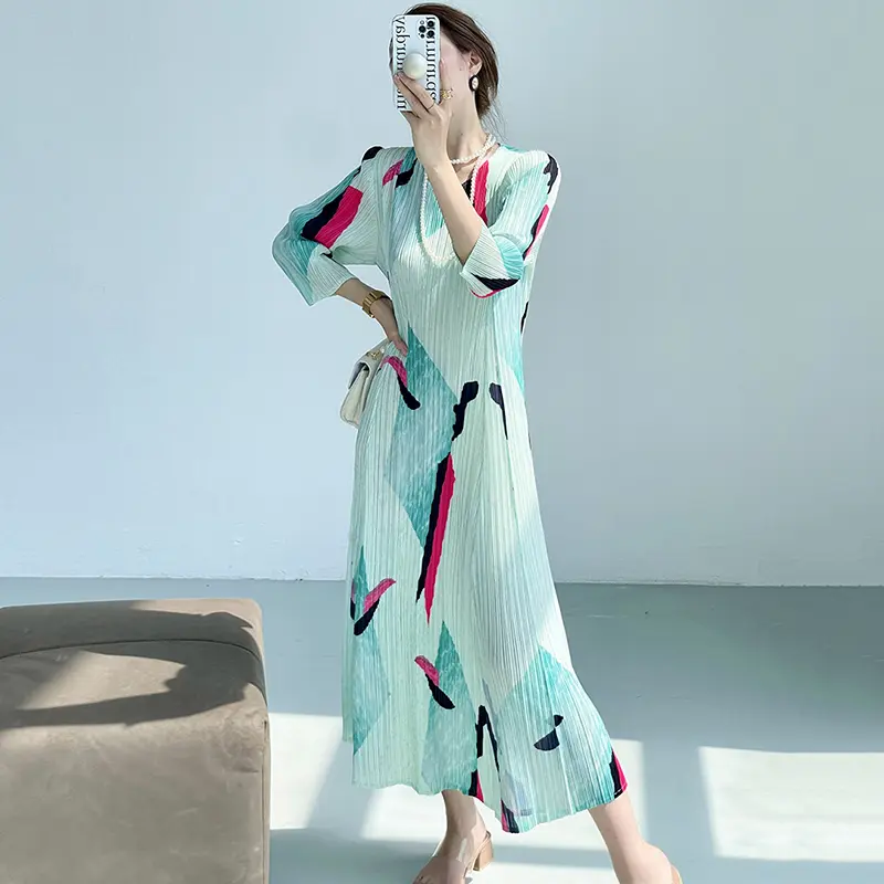 LANMREM Pleated Geometric Printting Women's Dress Chic New Fashion Elegant Round Collar Elastic Mid-Length Dresses New 2DB3834