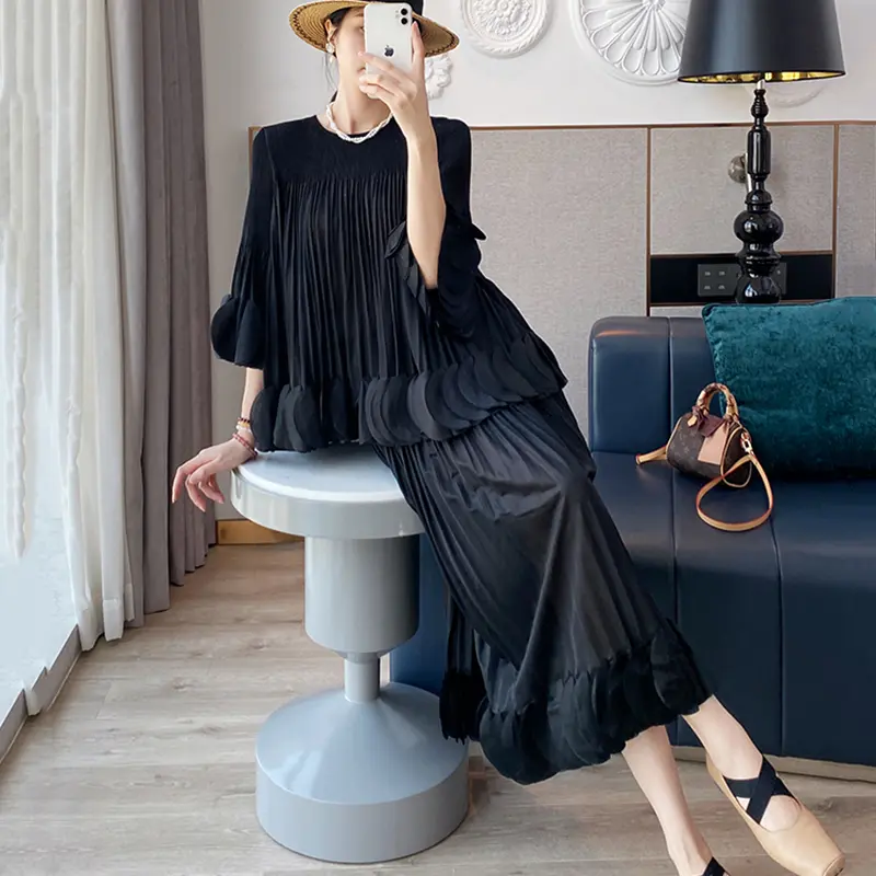 LANMREM Patchwork Design Pleated Women's Two Pieces Set Loose Petal Sleeve Pullover T-shirt And Straight Skirt Chic New 2DB3635
