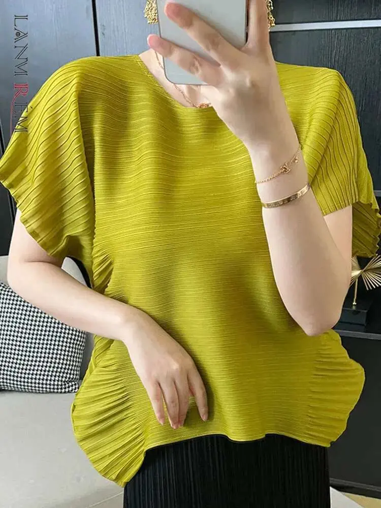 LANMREM Pleated T-shirt For Women Round Neck Short Sleeves Loose Casual Style Female Comfortable Top 2025 New 2DB2220