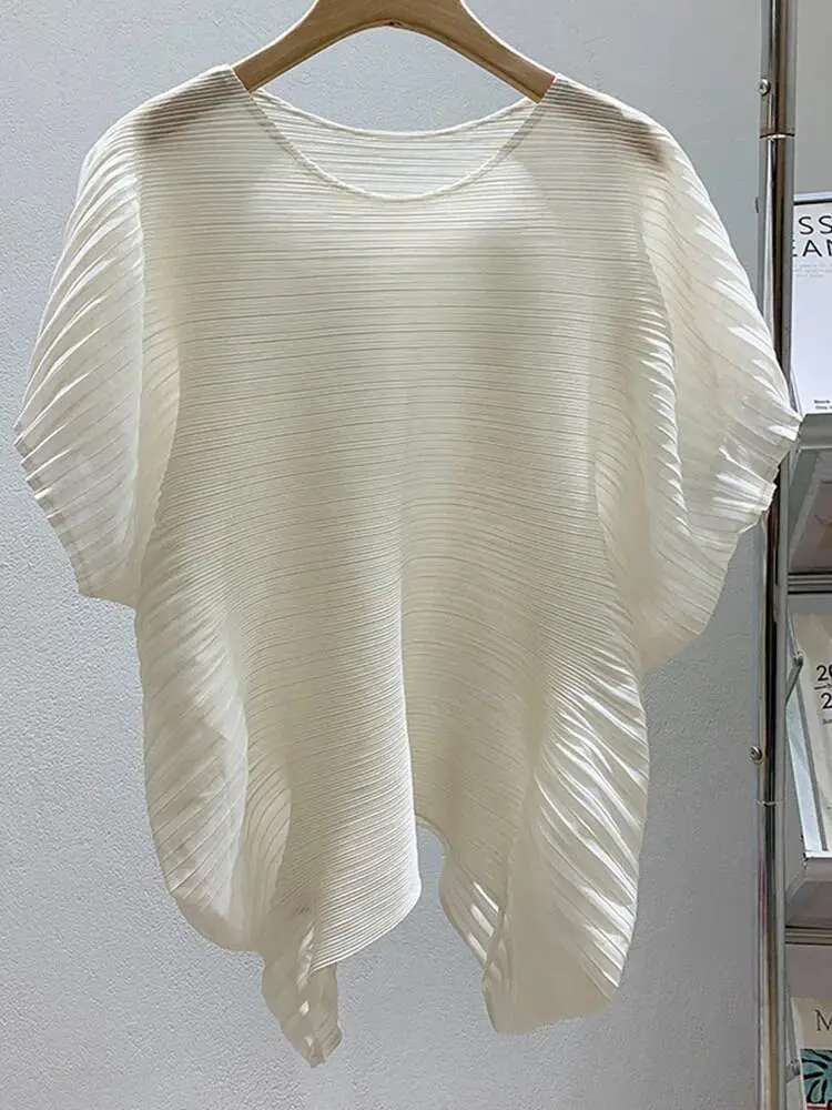 LANMREM Pleated T-shirt For Women Round Neck Short Sleeves Loose Casual Style Female Comfortable Top 2025 New 2DB2220