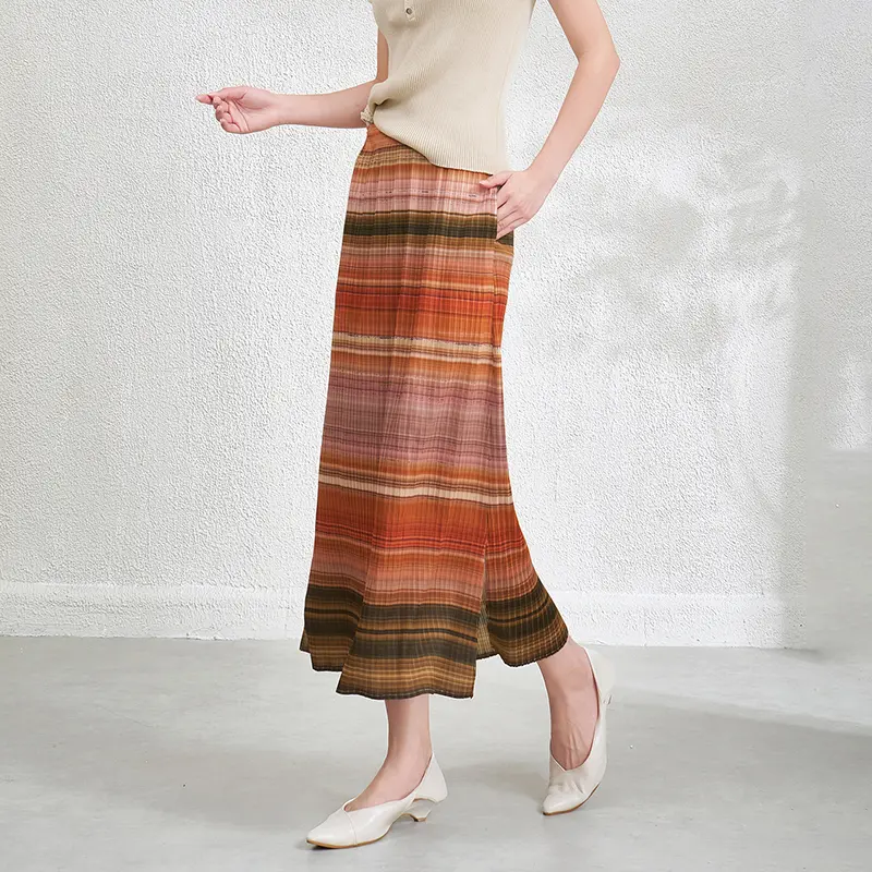 LANMREM Niche Chic Pleated Straight Women's Skirt 2025 New Color-block Printting Elastic High Waist Vent Design Skirts 2DB3864