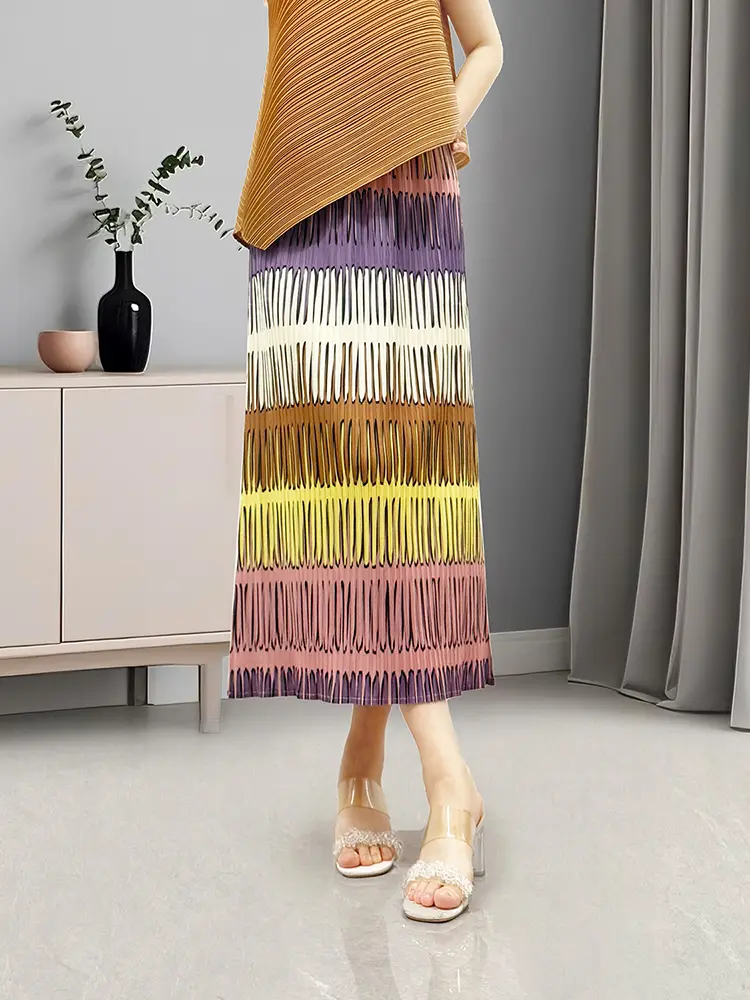 LANMREM High Quality Women's Pleated Two Pieces Set Khaki Sleeveless Loose Irregular T-shirt + Printting Straight Skirt 2DB3537