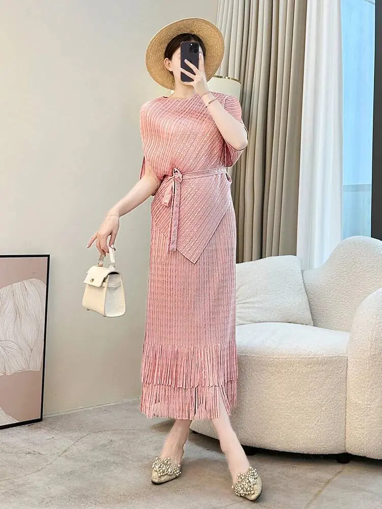 LANMREM Irregular Pleated Women's Two Pieces Set Bawting Short Sleeve Pullover T-shirt And Tassel Patchwork Design Skirt 2DB3136