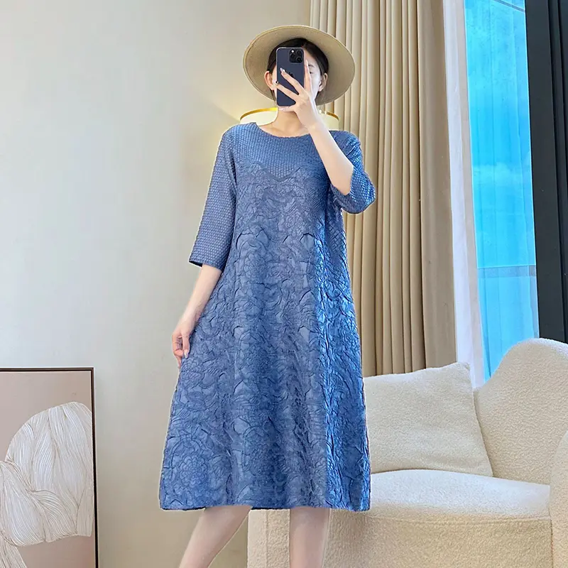 LANMREM High Quality Embroidered Dress For Women Summer 2025 New Elastic Loose Elegant Round Collar Half Sleeve Dresses 2DB3877