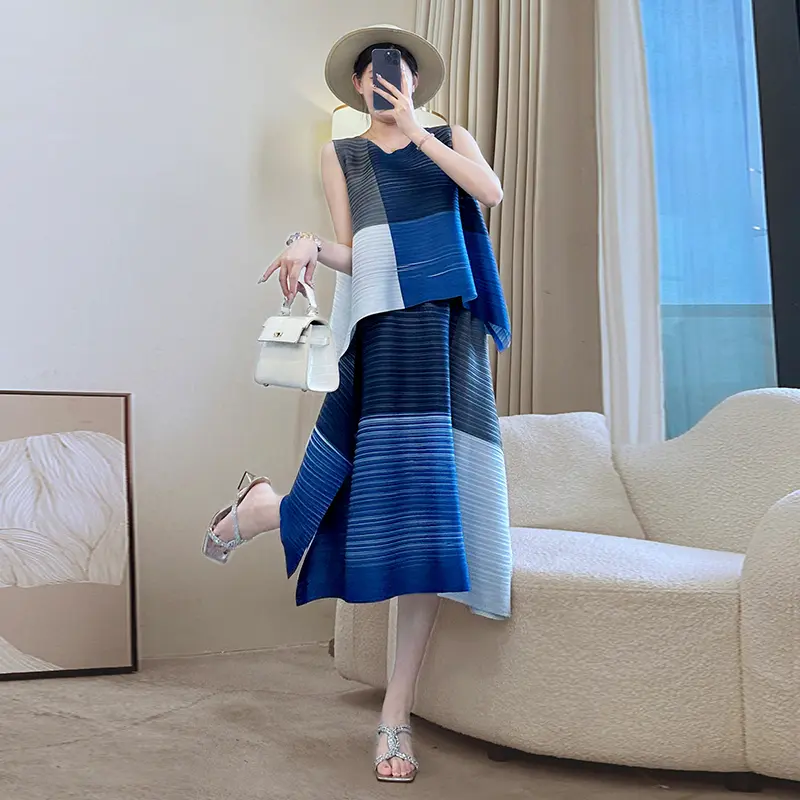 LANMREM Colorblock Spliced Design Irregular Pleated Women's Two Pieces Set Loose Round Collar Sleeveless Tops And Skirt 2DB3670