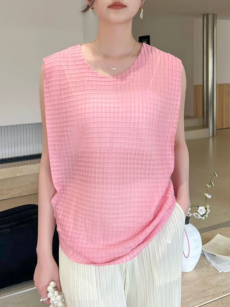 LANMREM Summer Pleated Sleeveless Women's T-shirt 2025 New Drawstring Waist Design Round Collar Slimming Tee Loose Tops 2DB2873