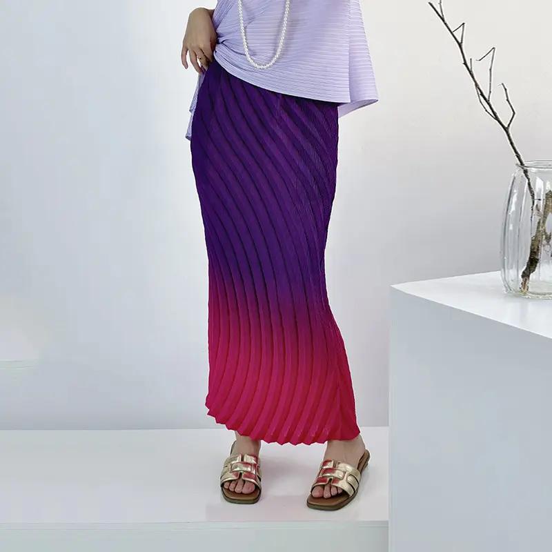 LANMREM Pleated Women's Elastic High Waist Skirt 2025 New High-end Rainbow Gradient Irregular Hand-pressed Skirts Chic 2DB4126