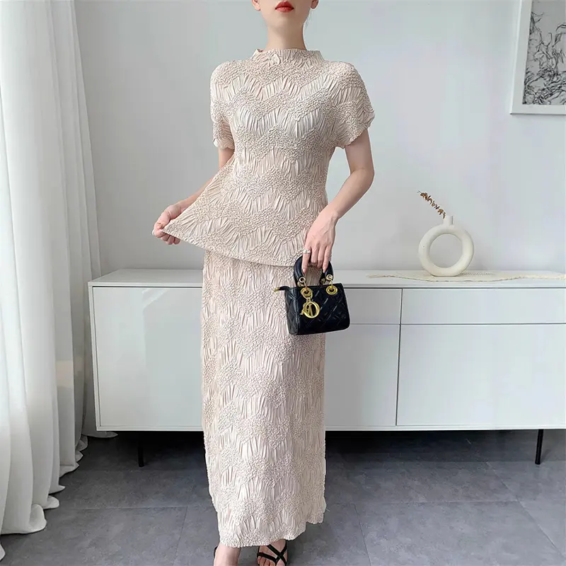 LANMREM Niche Chic Jacquard Pleated Women's Two Pieces Set High Elastic Slim Short Sleeve T-shirt And Straight Skirt New 2DB3702