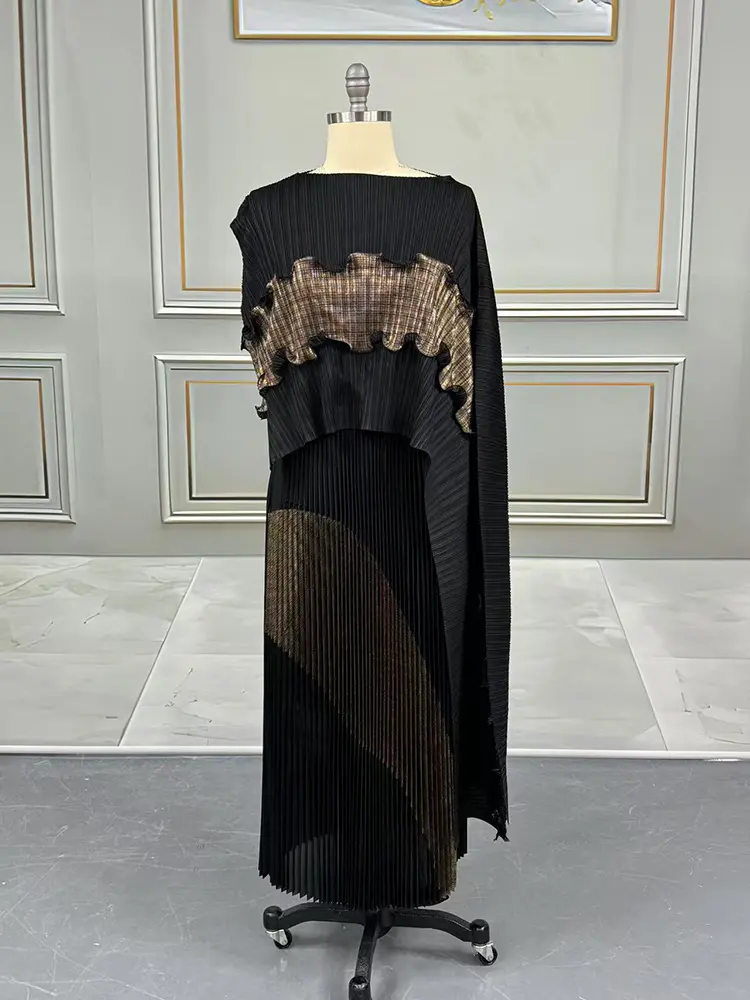 LANMREM Gold Foil Printing Patchwork Design Asymmetric Pleated Women's Two-piece Set Loose Top And Elastic Waist Skirt 2DB3475