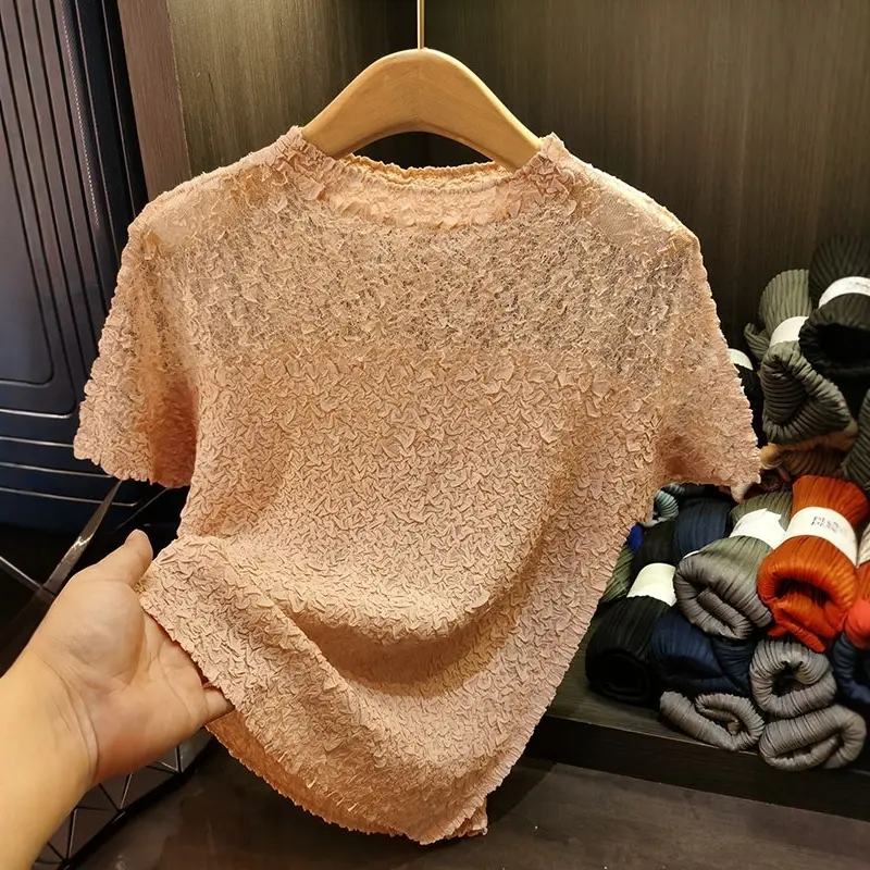 LANMREM pleated splicing round neck apricot women's T-shirt summer 2025 new fashionable solid color pleated short sleeved loose