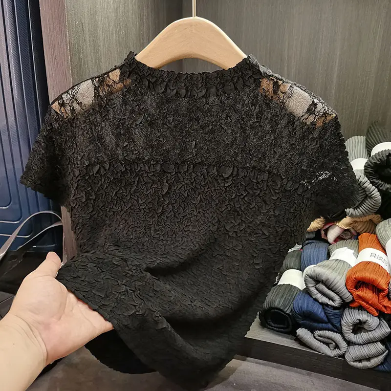 LANMREM pleated splicing round neck apricot women's T-shirt summer 2025 new fashionable solid color pleated short sleeved loose