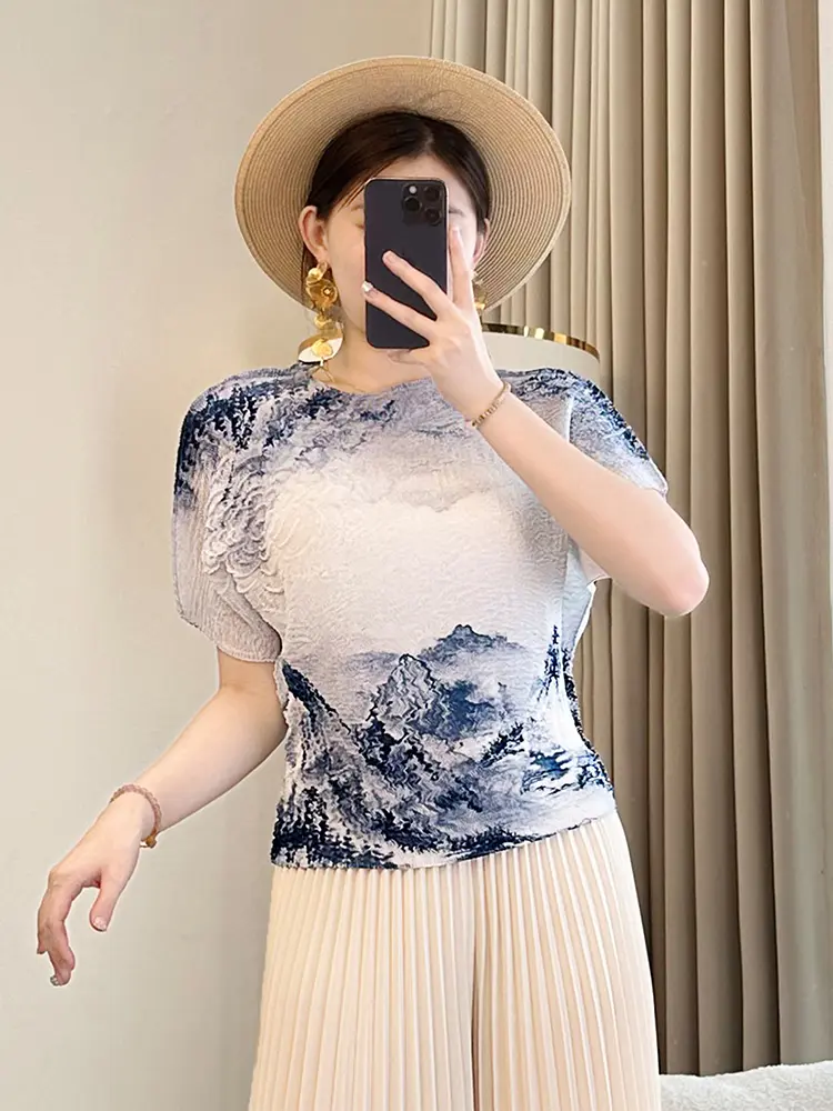 LANMREM Chinese Ink Painting Printed Short Sleeved Pleated T-shirt For Women 2025 New Summer Chic Casual Short Tops 2DB2722