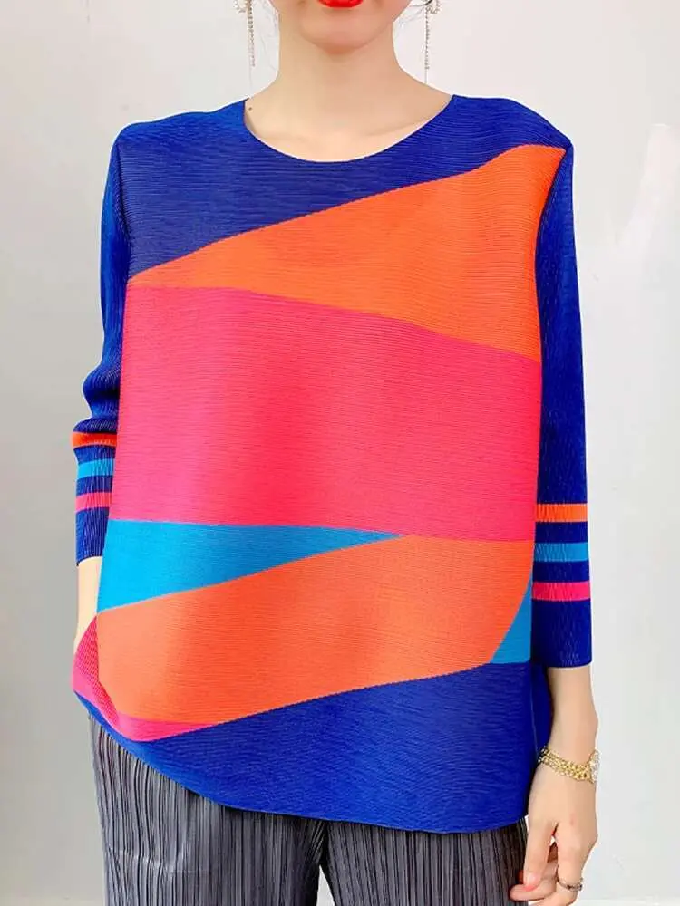 LANMREM 2025 Spring Casual Pleated T-shirt For Women O-neck Long Sleeves Color Block Thin Tops Fashion Female Clothes 2YA824