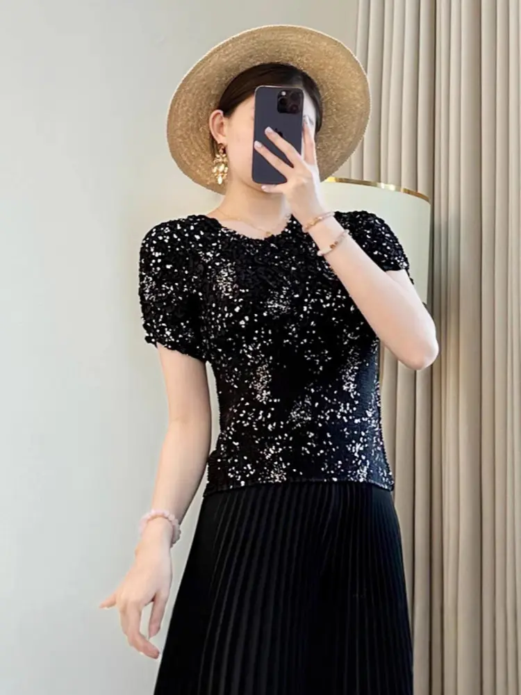 LANMREM Summer 2025 New Short Sleeve Pleated Patchwork T-shirts Round Neck Temperament Women's Slim Fit Pullover Top 2DB3121