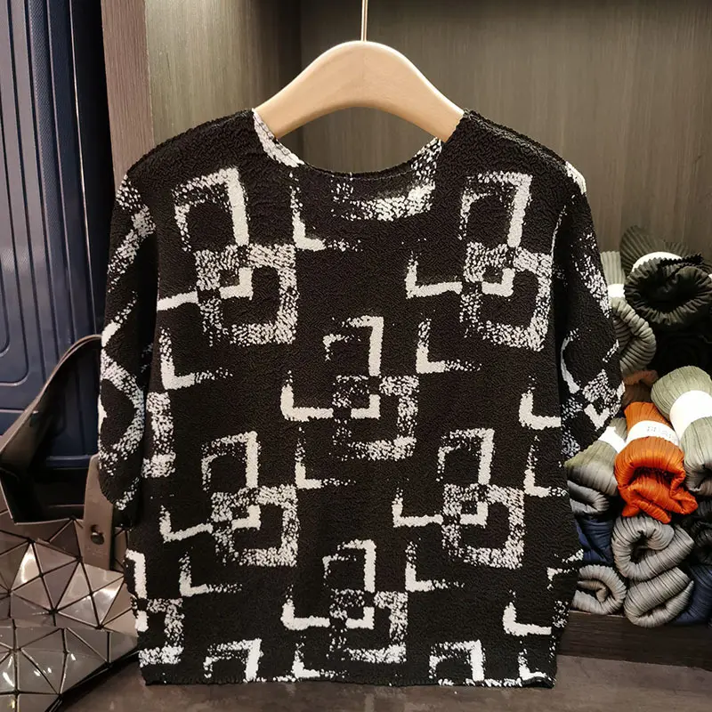 LANMREM Apricot Short Sleeved Pleated T-shirt 2025 New Women's Bat Sleeved Tee Summer Geometric Printed Loose Tops Chic 2DB3185