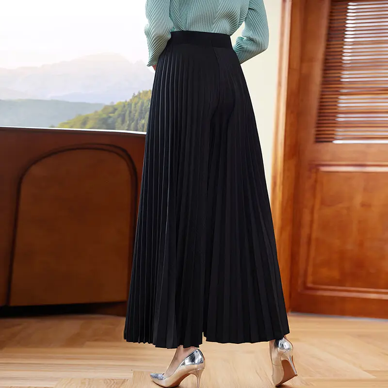 LANMREM Black Versatile Casual Wide Leg Pants For Women 2025 Chic New Pleated Straight Long Trousers Fashion Clothing 2DB3885