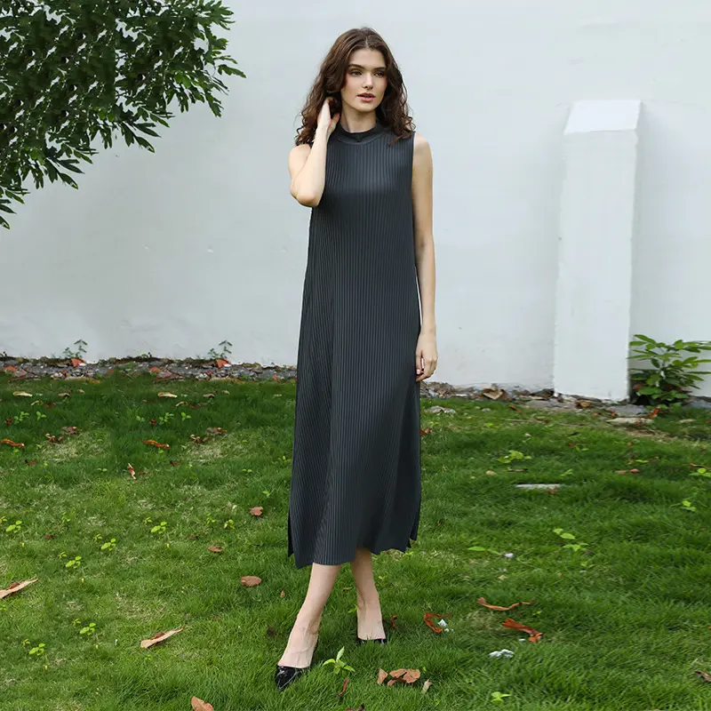 LANMREM 2025 New French Style Mid-Length Dress Elegant Temperament Solid Color Summer Sleeveless Women's Pleated Dress 2DB4170