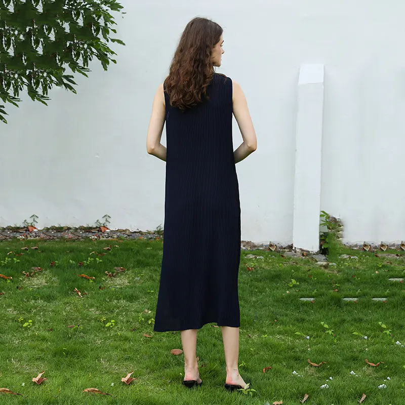 LANMREM 2025 New French Style Mid-Length Dress Elegant Temperament Solid Color Summer Sleeveless Women's Pleated Dress 2DB4170