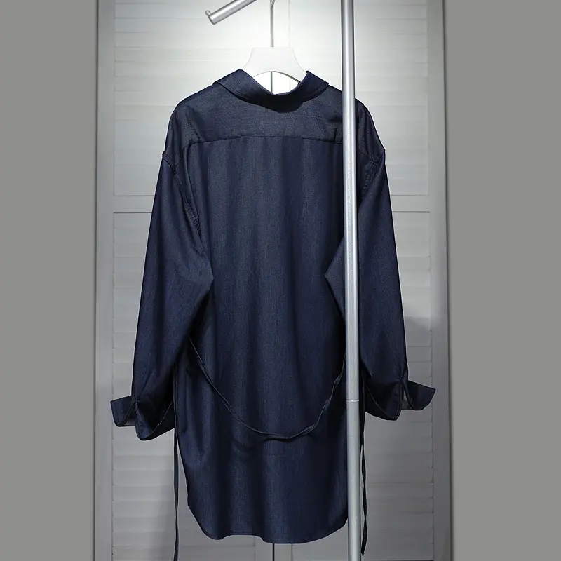 LANMREM Designed Double Pocket Faux Denim Dark Blue Shirt For Women Draped Loose Single Breasated Mid-Length Top Jacket 2DB4090