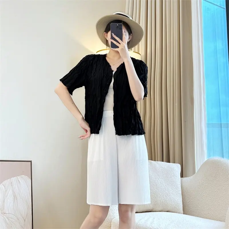 LANMREM Summer Chic Wide Leg Shorts For Women Elastic High Waist Design Knee Length Pants 2025 New Fashion Bottoms 2DB4075