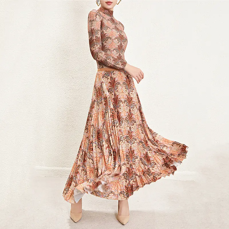 LANMREM Coffee Geometric Printting Pleated Women's Two Pieces Set Stand Collar Elastic Slim Pullover T-shirt And Skirt 2DB3793