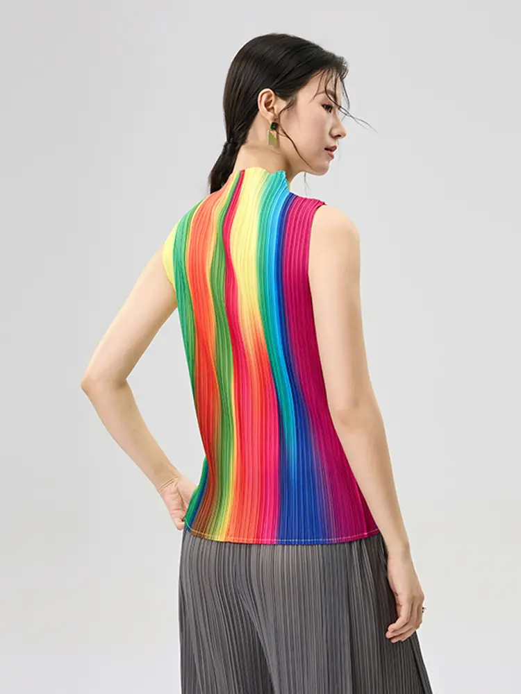 LANMREM Pleated 2025 Summer New Colorful Stripe Printed Stand Collar Sleeveless Tank Top Ealstic Slim Rainbow T-shirt 2DB3526