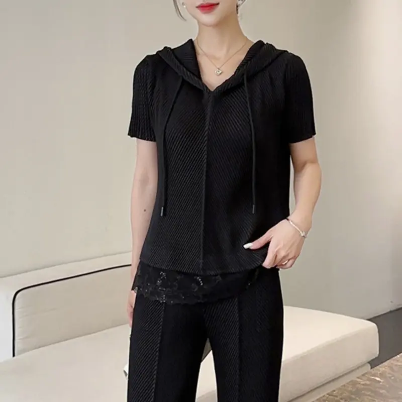 LANMREM Green Hooded Short Sleeve Sweatshirt Women's Casual Pleated T-Shirt Women Loose Patchwork Lace Hem Pullover Top 2DB3622