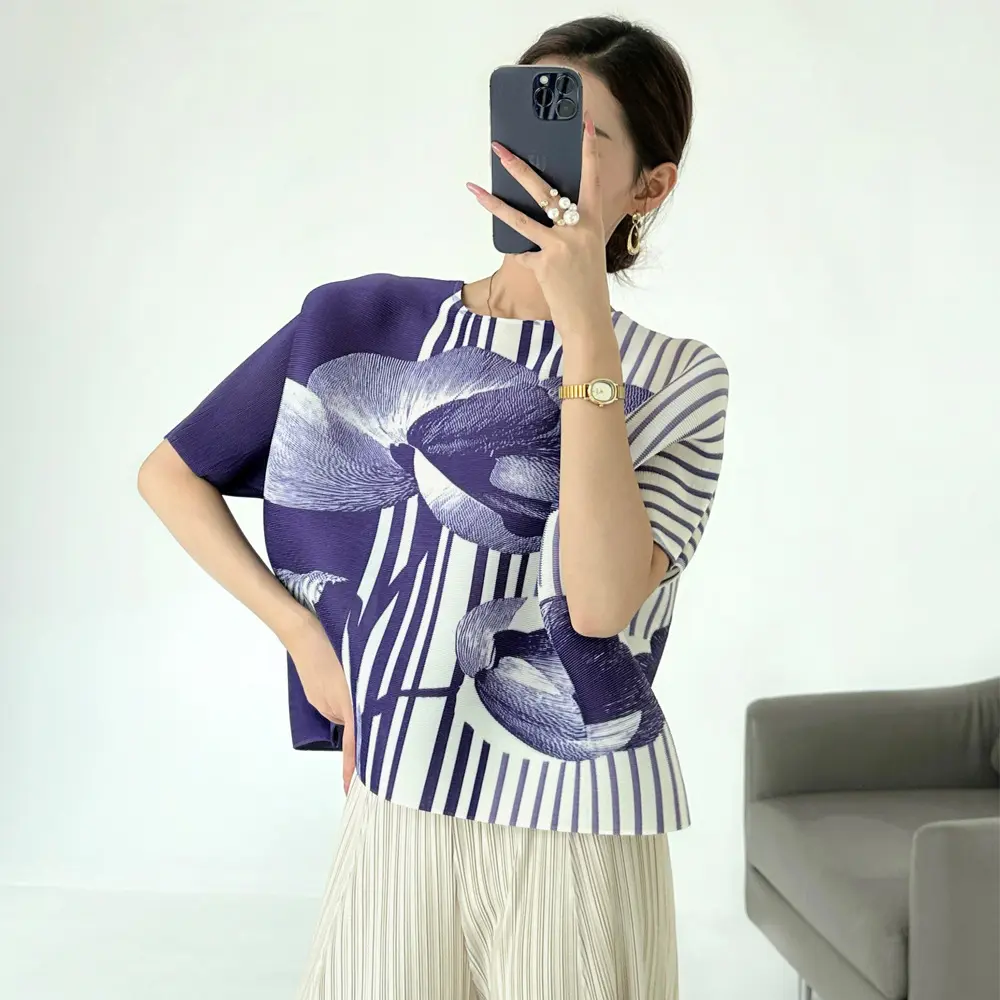 LANMREM 2025 Summer New Pleated O-neck Printed Women's T-Shirt Loose Simple Short Sleeve Puoover Top Elastic Loose Tee 2DB3810