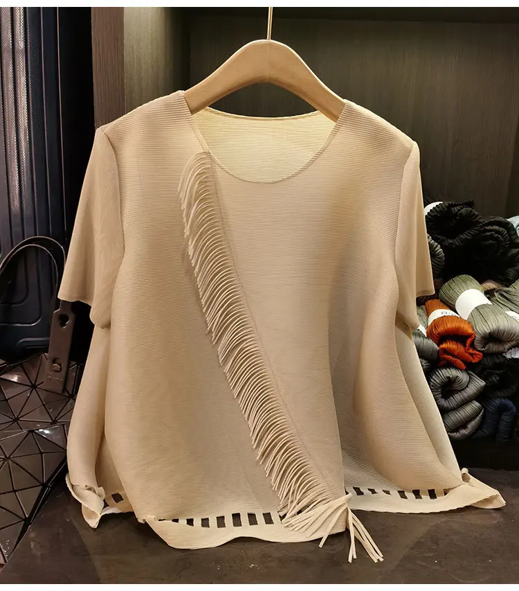 LANMREM Apricot Tassel Hollow Design Pleated Women's T-shirt Summer Loose Round Neck Short Sleeve Pullover Tops 2025 New 2DB3496