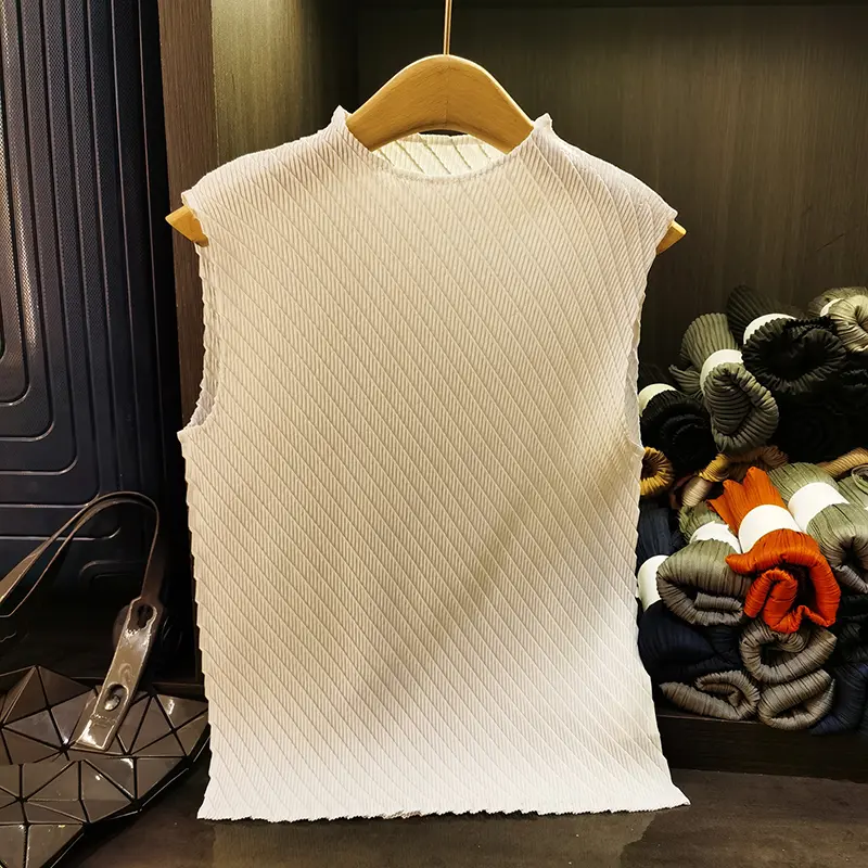 LANMREM Summer New Elegant Stand Collar Pleated Women's T-shirt Niche High-end Wrinkle Pullover Sleeveless Top Chic 2DB3798